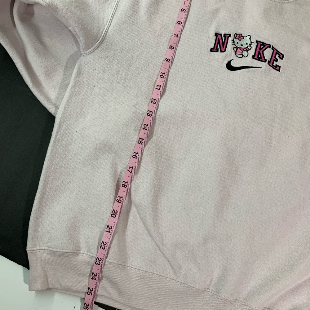 Nike Hello Kitty Custom Crewneck Sweatshirt Women’s Medium Light Pink Pullover - Picture 5 of 11